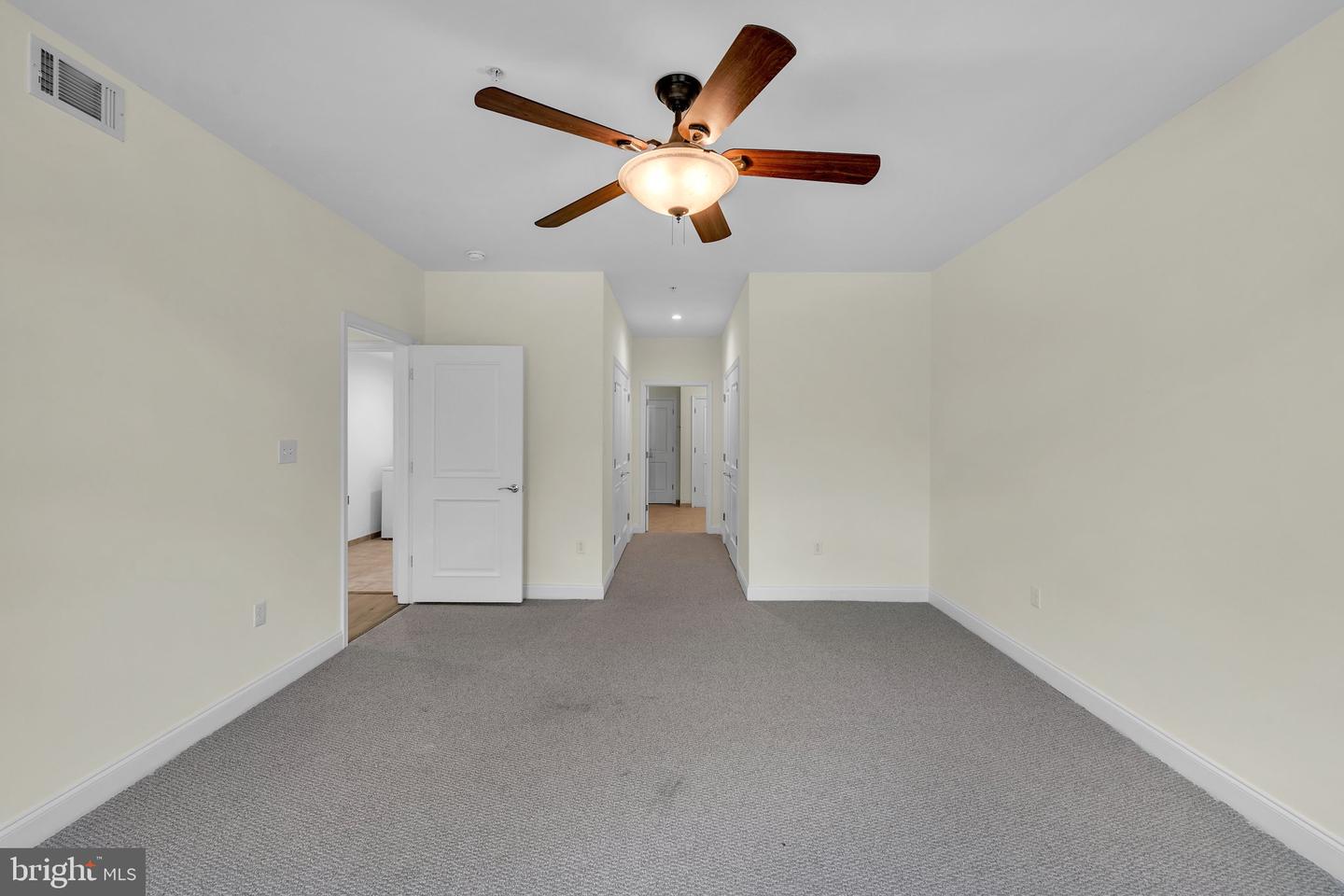 4250 GRANBY STREET #105, NORFOLK, Virginia 23504, 3 Bedrooms Bedrooms, ,2 BathroomsBathrooms,Residential,For sale,4250 GRANBY STREET #105,VANF2000072 MLS # VANF2000072