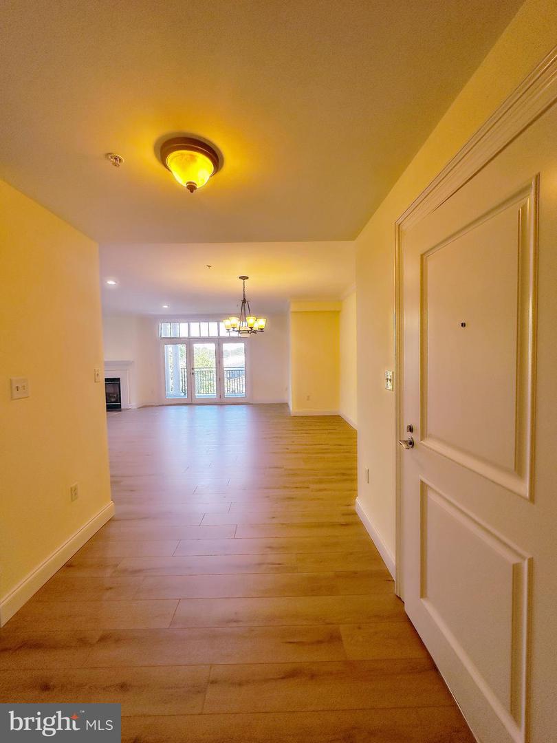4250 GRANBY STREET #105, NORFOLK, Virginia 23504, 3 Bedrooms Bedrooms, ,2 BathroomsBathrooms,Residential,For sale,4250 GRANBY STREET #105,VANF2000072 MLS # VANF2000072