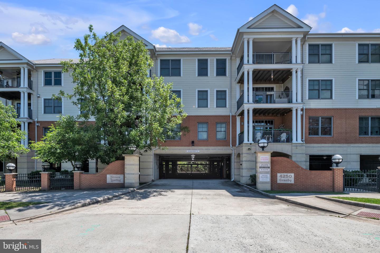 4250 GRANBY STREET #105, NORFOLK, Virginia 23504, 3 Bedrooms Bedrooms, ,2 BathroomsBathrooms,Residential,For sale,4250 GRANBY STREET #105,VANF2000072 MLS # VANF2000072