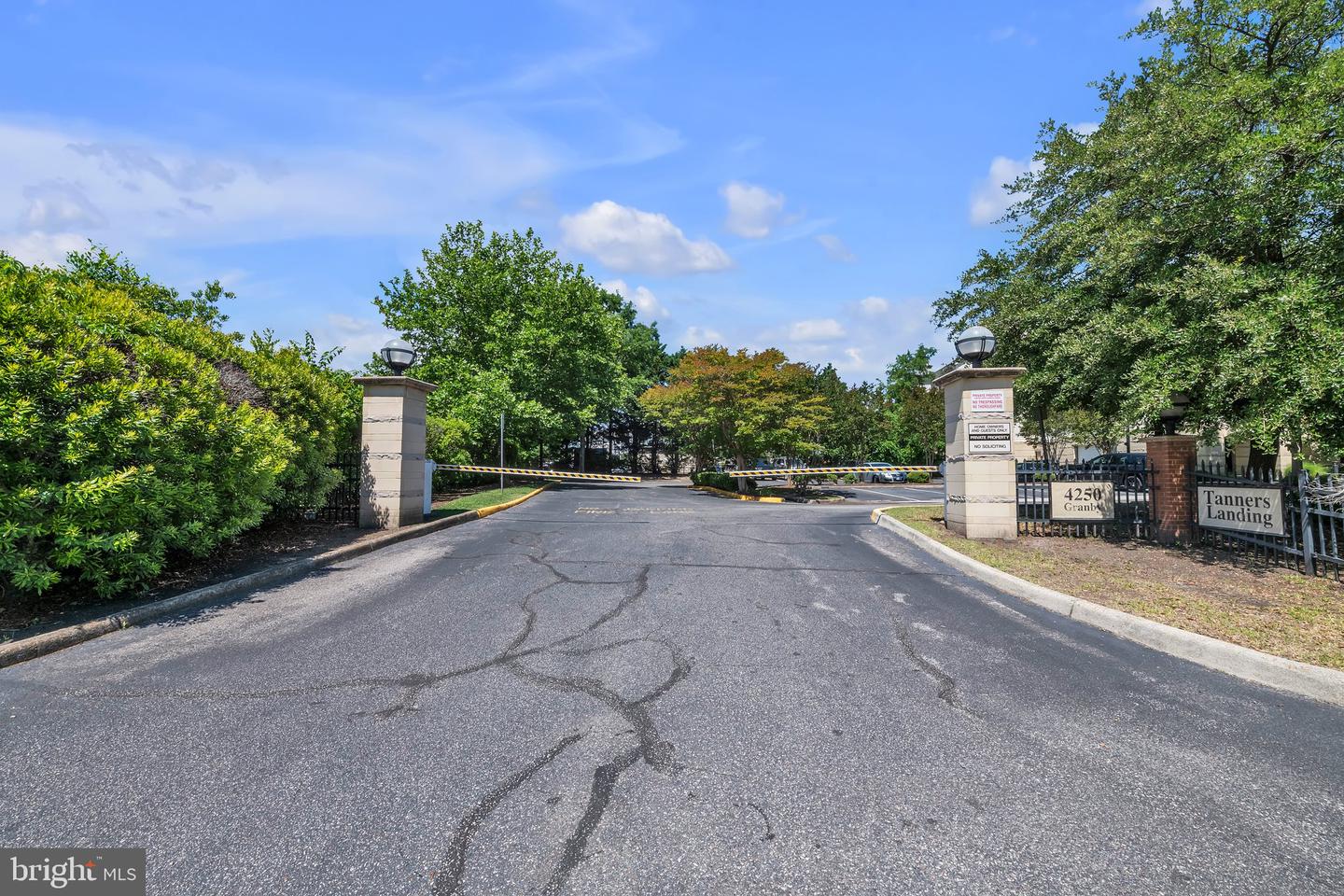 4250 GRANBY STREET #105, NORFOLK, Virginia 23504, 3 Bedrooms Bedrooms, ,2 BathroomsBathrooms,Residential,For sale,4250 GRANBY STREET #105,VANF2000072 MLS # VANF2000072