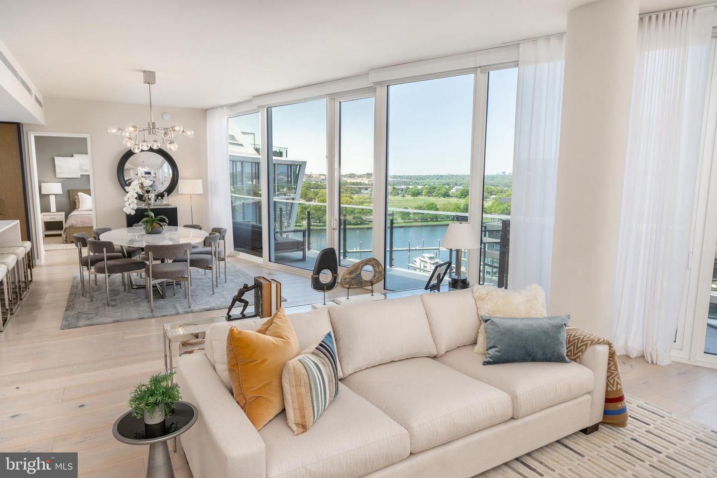 601 WHARF ST SW #PH6, WASHINGTON, District Of Columbia 20024, 2 Bedrooms Bedrooms, ,2 BathroomsBathrooms,Residential,For sale,601 WHARF ST SW #PH6,DCDC2199166 MLS # DCDC2199166