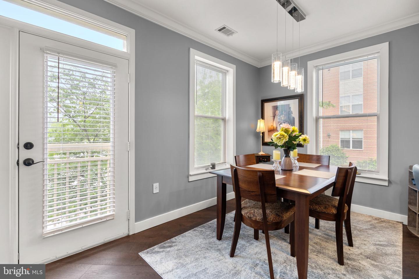 9480 VIRGINIA CENTER BLVD #239, VIENNA, Virginia 22181, 2 Bedrooms Bedrooms, 6 Rooms Rooms,2 BathroomsBathrooms,Residential,For sale,9480 VIRGINIA CENTER BLVD #239,VAFX2239614 MLS # VAFX2239614