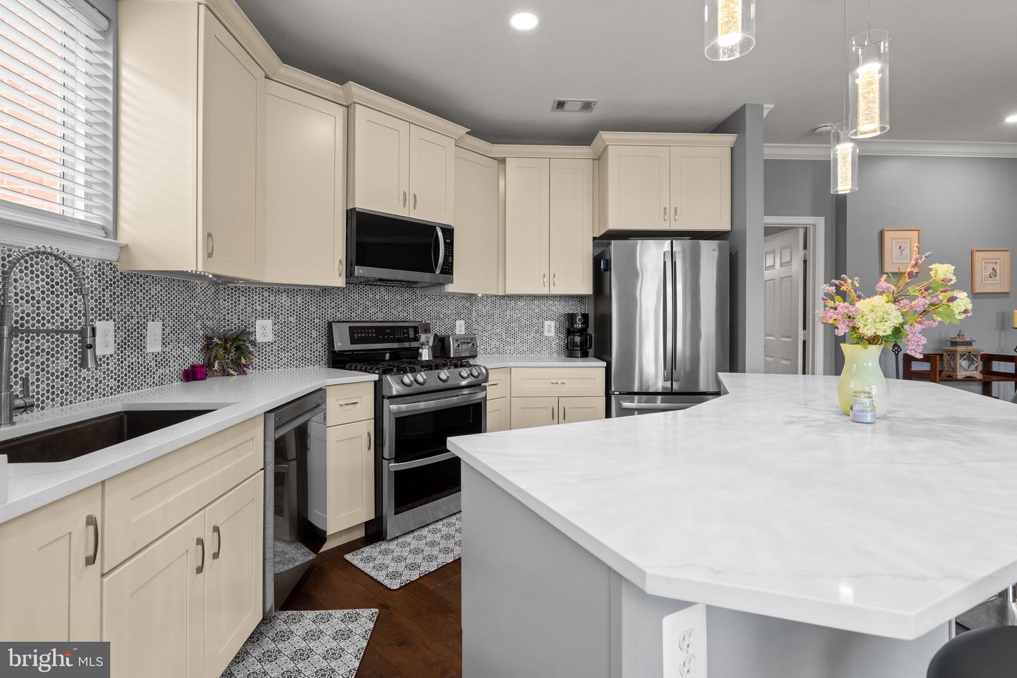 9480 VIRGINIA CENTER BLVD #239, VIENNA, Virginia 22181, 2 Bedrooms Bedrooms, 6 Rooms Rooms,2 BathroomsBathrooms,Residential,For sale,9480 VIRGINIA CENTER BLVD #239,VAFX2239614 MLS # VAFX2239614