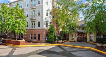 9480 VIRGINIA CENTER BLVD #239, VIENNA, Virginia 22181, 2 Bedrooms Bedrooms, 6 Rooms Rooms,2 BathroomsBathrooms,Residential,For sale,9480 VIRGINIA CENTER BLVD #239,VAFX2239614 MLS # VAFX2239614