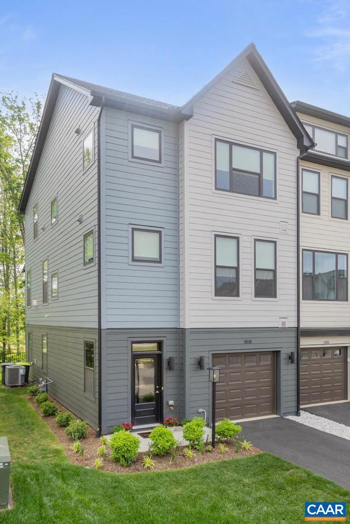 1828 FOWLER ST, CHARLOTTESVILLE, Virginia 22903, 3 Bedrooms Bedrooms, ,3 BathroomsBathrooms,Residential,For sale,1828 FOWLER ST,664360 MLS # 664360