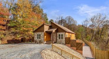 13298 JAMES MADISON HWY, PALMYRA, Virginia 22963, 4 Bedrooms Bedrooms, ,3 BathroomsBathrooms,Residential,For sale,13298 JAMES MADISON HWY,VAFN2000470 MLS # VAFN2000470