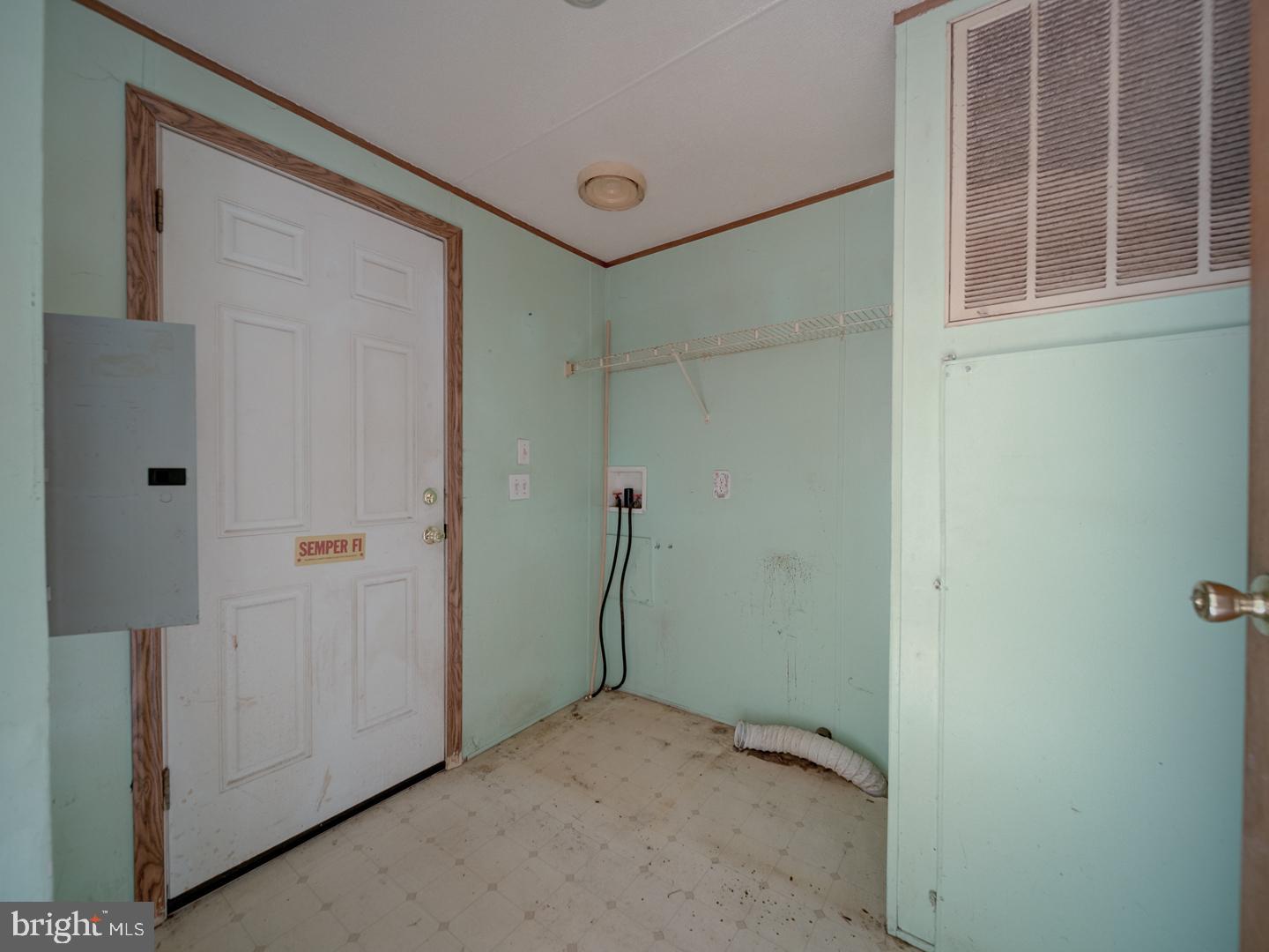 5413 HAMS FORD RD, WOODFORD, Virginia 22580, 3 Bedrooms Bedrooms, ,2 BathroomsBathrooms,Residential,For sale,5413 HAMS FORD RD,VASP2033018 MLS # VASP2033018