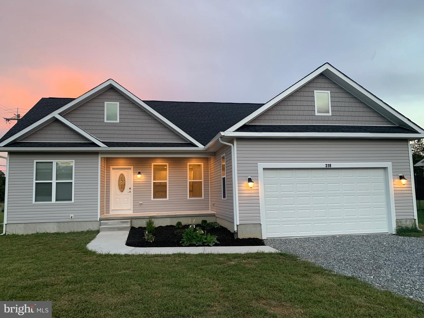 204 WOODMOUNT DR, COLONIAL BEACH, Virginia 22443, 3 Bedrooms Bedrooms, ,2 BathroomsBathrooms,Residential,For sale,204 WOODMOUNT DR,VAWE2008882 MLS # VAWE2008882