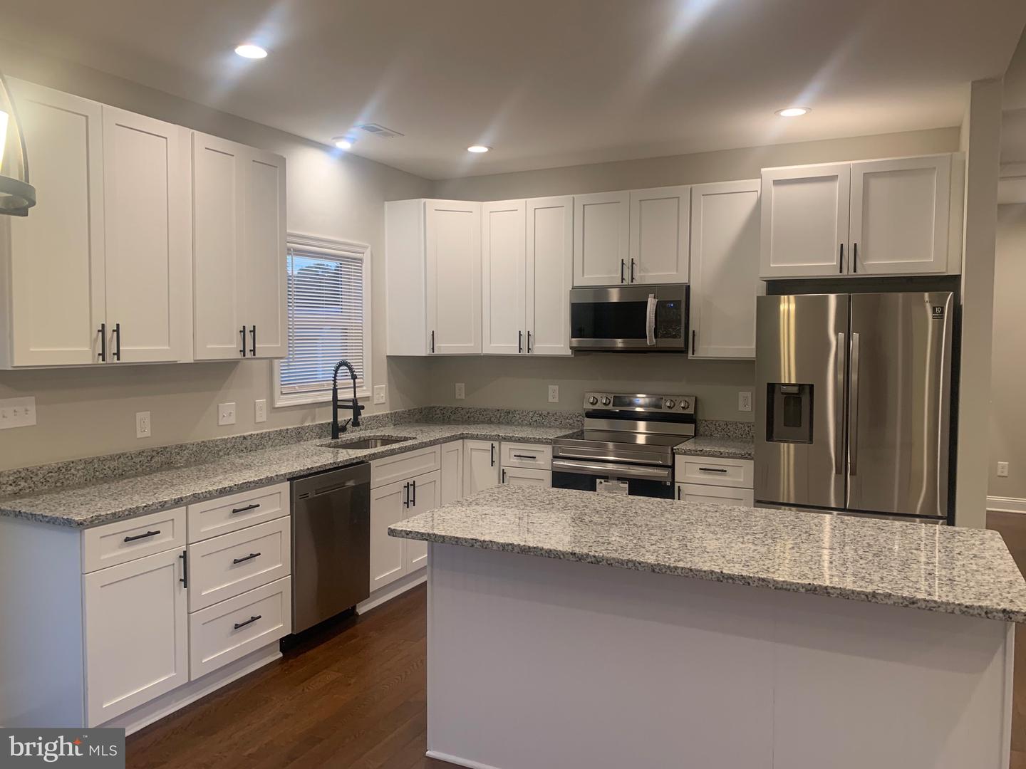 204 WOODMOUNT DR, COLONIAL BEACH, Virginia 22443, 3 Bedrooms Bedrooms, ,2 BathroomsBathrooms,Residential,For sale,204 WOODMOUNT DR,VAWE2008882 MLS # VAWE2008882