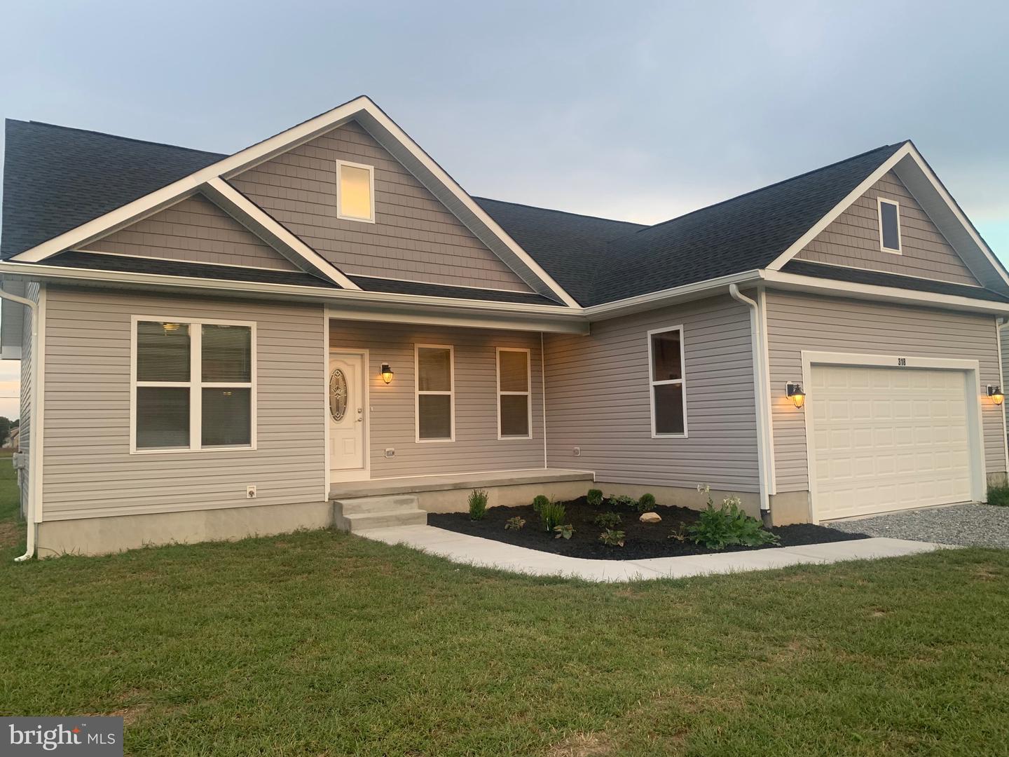 204 WOODMOUNT DR, COLONIAL BEACH, Virginia 22443, 3 Bedrooms Bedrooms, ,2 BathroomsBathrooms,Residential,For sale,204 WOODMOUNT DR,VAWE2008882 MLS # VAWE2008882