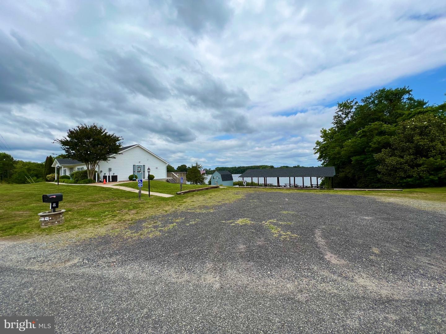 204 WOODMOUNT DR, COLONIAL BEACH, Virginia 22443, 3 Bedrooms Bedrooms, ,2 BathroomsBathrooms,Residential,For sale,204 WOODMOUNT DR,VAWE2008882 MLS # VAWE2008882