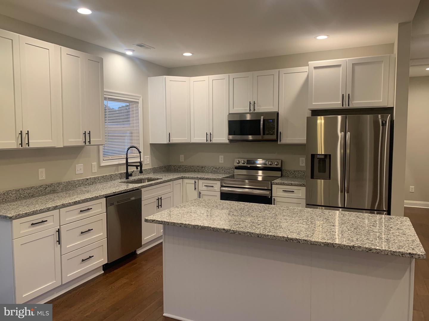 204 WOODMOUNT DR, COLONIAL BEACH, Virginia 22443, 3 Bedrooms Bedrooms, ,2 BathroomsBathrooms,Residential,For sale,204 WOODMOUNT DR,VAWE2008882 MLS # VAWE2008882