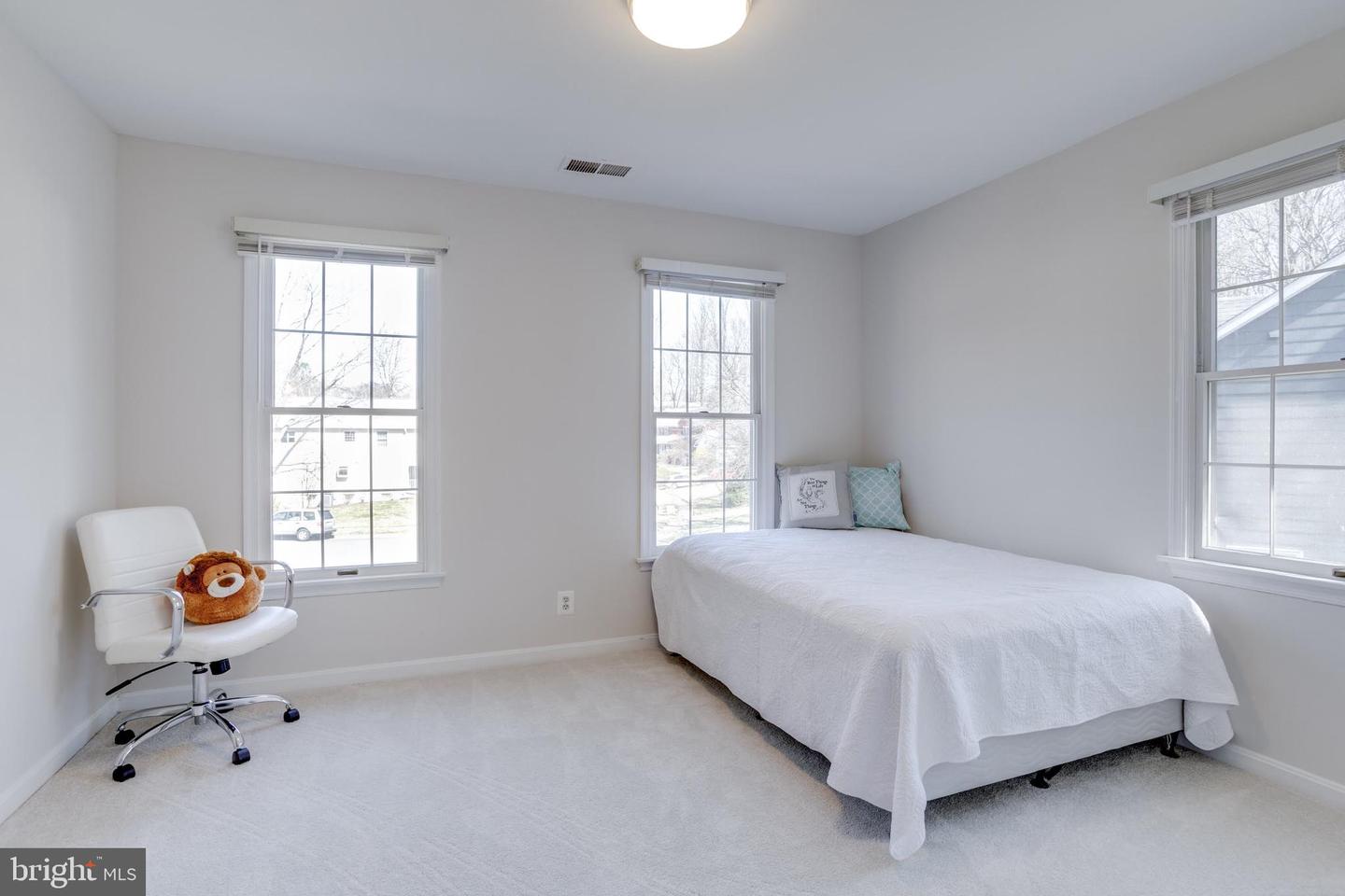 7530 ROYCE CT, ANNANDALE, Virginia 22003, 5 Bedrooms Bedrooms, ,3 BathroomsBathrooms,Residential,For sale,7530 ROYCE CT,VAFX2240308 MLS # VAFX2240308
