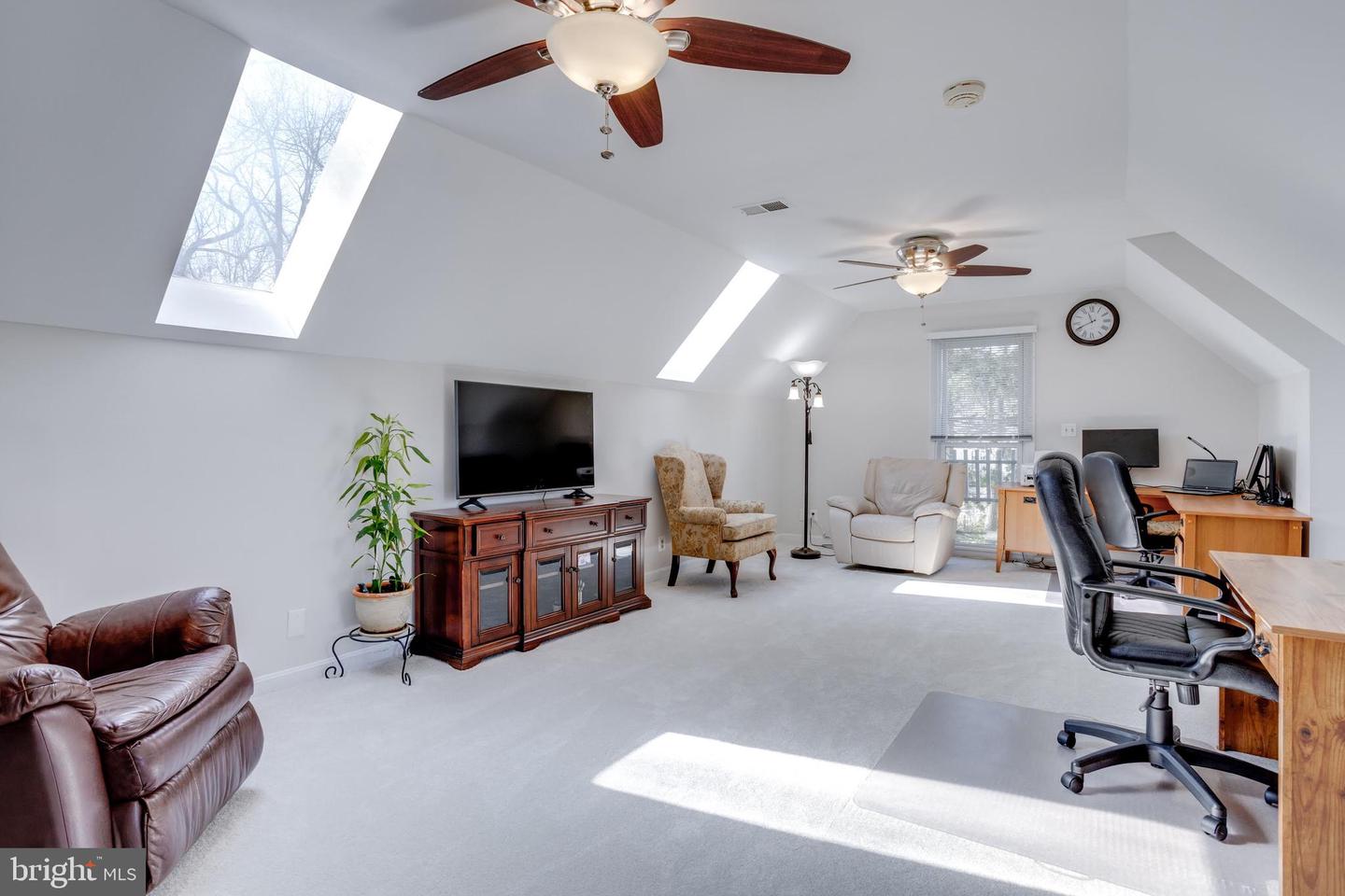 7530 ROYCE CT, ANNANDALE, Virginia 22003, 5 Bedrooms Bedrooms, ,3 BathroomsBathrooms,Residential,For sale,7530 ROYCE CT,VAFX2240308 MLS # VAFX2240308