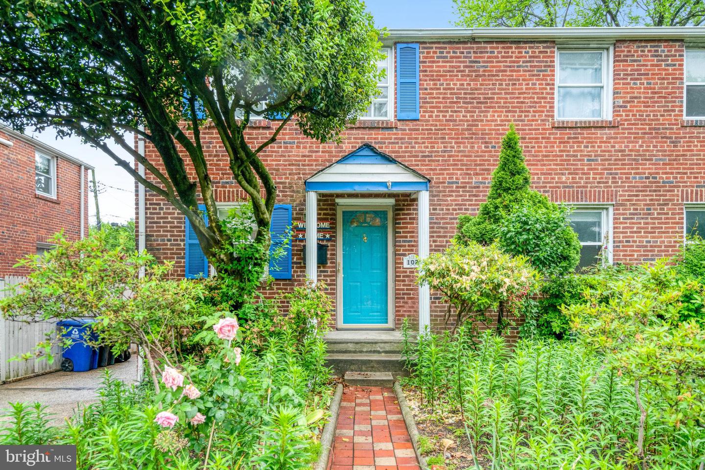102 S GLEBE RD S, ARLINGTON, Virginia 22204, 5 Bedrooms Bedrooms, ,2 BathroomsBathrooms,Residential,For sale,102 S GLEBE RD S,VAAR2057376 MLS # VAAR2057376