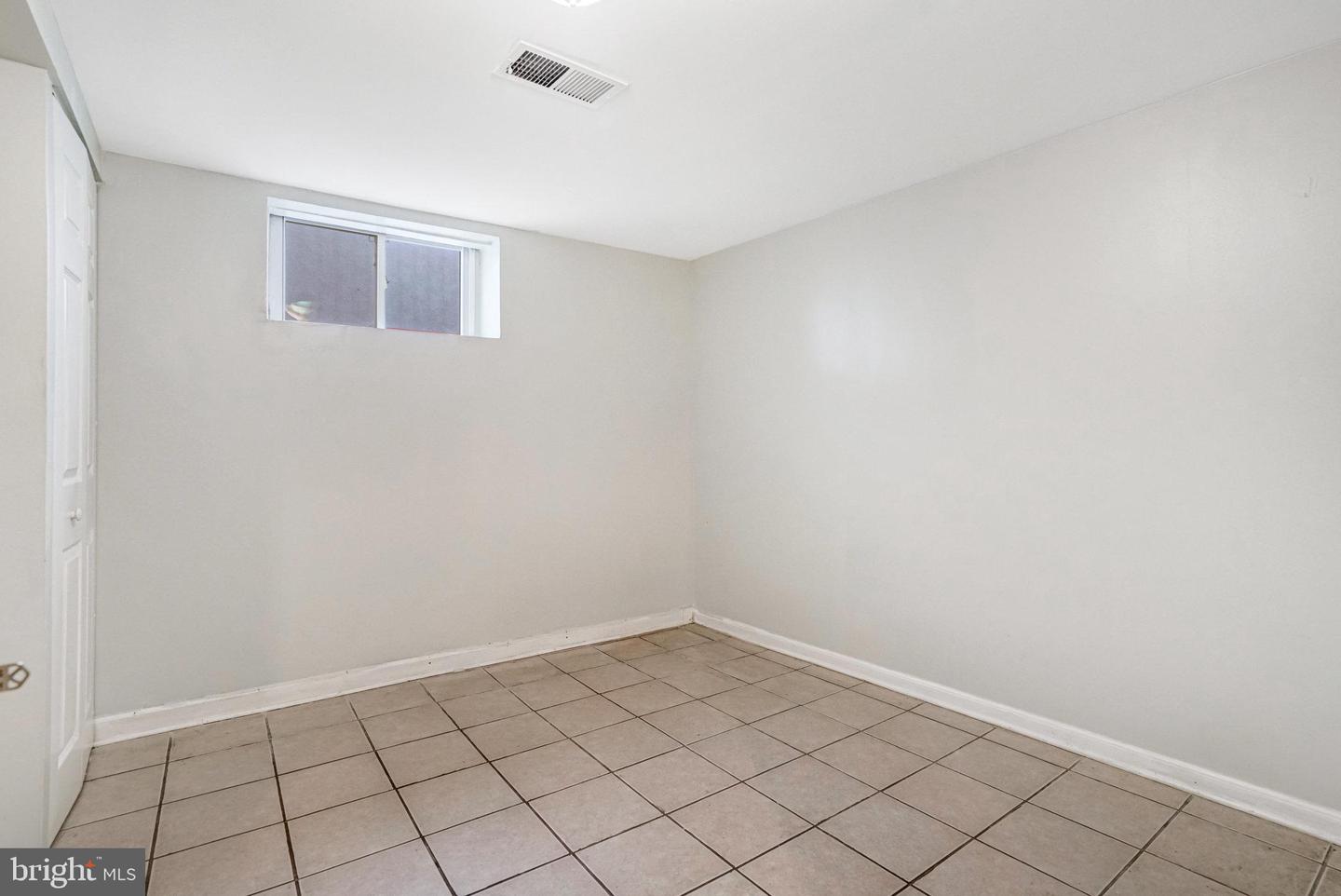 102 S GLEBE RD S, ARLINGTON, Virginia 22204, 5 Bedrooms Bedrooms, ,2 BathroomsBathrooms,Residential,For sale,102 S GLEBE RD S,VAAR2057376 MLS # VAAR2057376