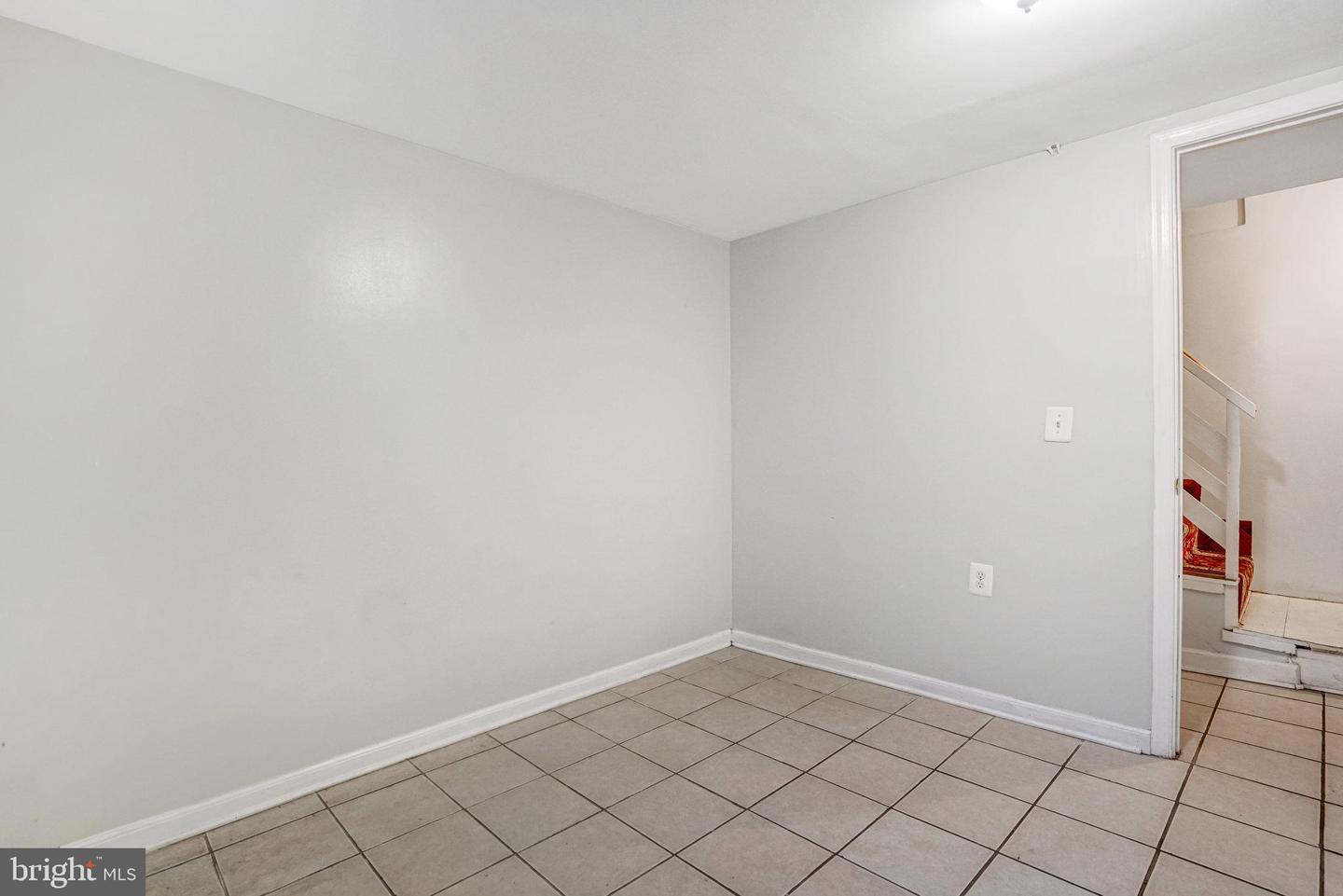 102 S GLEBE RD S, ARLINGTON, Virginia 22204, 5 Bedrooms Bedrooms, ,2 BathroomsBathrooms,Residential,For sale,102 S GLEBE RD S,VAAR2057376 MLS # VAAR2057376