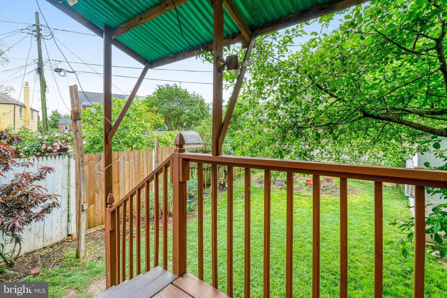 102 S GLEBE RD S, ARLINGTON, Virginia 22204, 5 Bedrooms Bedrooms, ,2 BathroomsBathrooms,Residential,For sale,102 S GLEBE RD S,VAAR2057376 MLS # VAAR2057376