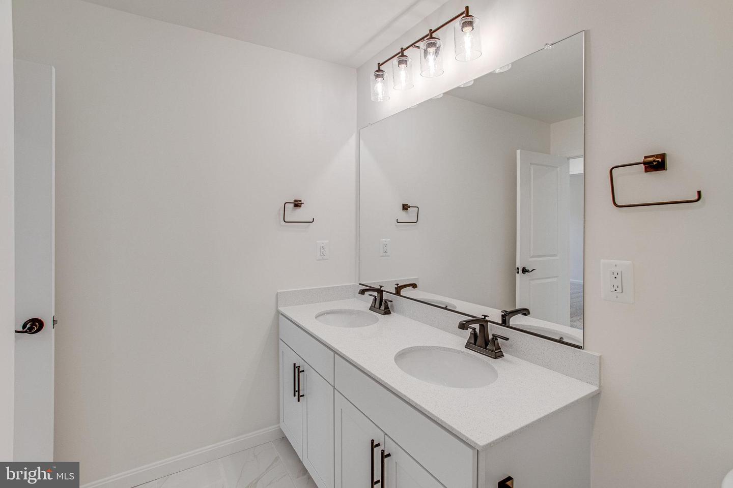 35614 PINE NEEDLE LN, LOCUST GROVE, Virginia 22508, 3 Bedrooms Bedrooms, ,2 BathroomsBathrooms,Residential,For sale,35614 PINE NEEDLE LN,VAOR2009668 MLS # VAOR2009668