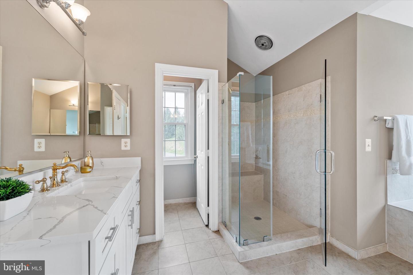 17181 BOLD VENTURE DR, LEESBURG, Virginia 20176, 6 Bedrooms Bedrooms, ,6 BathroomsBathrooms,Residential,For sale,17181 BOLD VENTURE DR,VALO2096218 MLS # VALO2096218