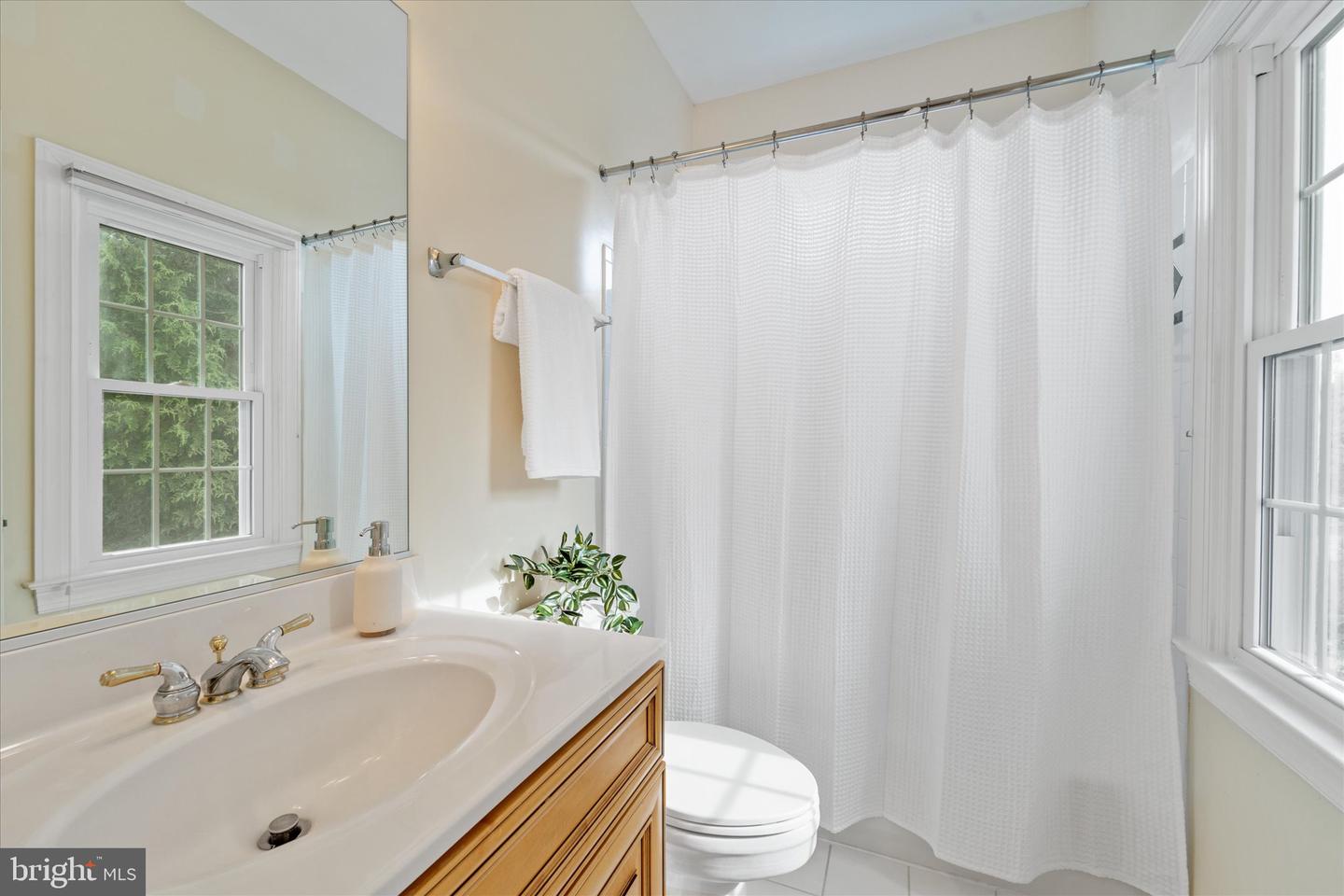 17181 BOLD VENTURE DR, LEESBURG, Virginia 20176, 6 Bedrooms Bedrooms, ,6 BathroomsBathrooms,Residential,For sale,17181 BOLD VENTURE DR,VALO2096218 MLS # VALO2096218