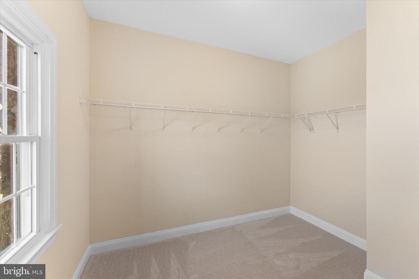 17181 BOLD VENTURE DR, LEESBURG, Virginia 20176, 6 Bedrooms Bedrooms, ,6 BathroomsBathrooms,Residential,For sale,17181 BOLD VENTURE DR,VALO2096218 MLS # VALO2096218