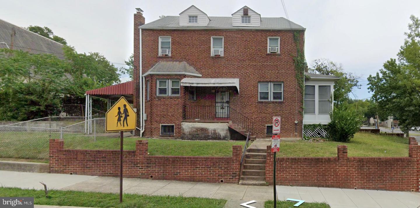4924 CENTRAL AVE NE, WASHINGTON, District Of Columbia 20019, 3 Bedrooms Bedrooms, ,2 BathroomsBathrooms,Residential,For sale,4924 CENTRAL AVE NE,DCDC2200266 MLS # DCDC2200266