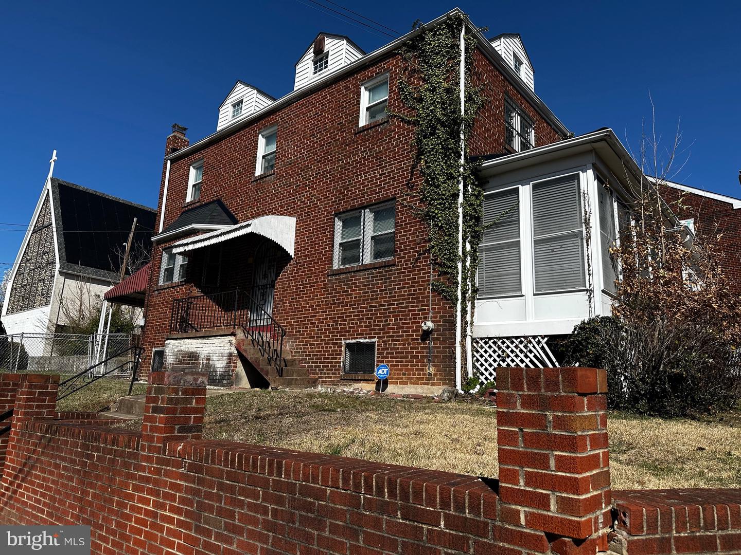 4924 CENTRAL AVE NE, WASHINGTON, District Of Columbia 20019, 3 Bedrooms Bedrooms, ,2 BathroomsBathrooms,Residential,For sale,4924 CENTRAL AVE NE,DCDC2200266 MLS # DCDC2200266