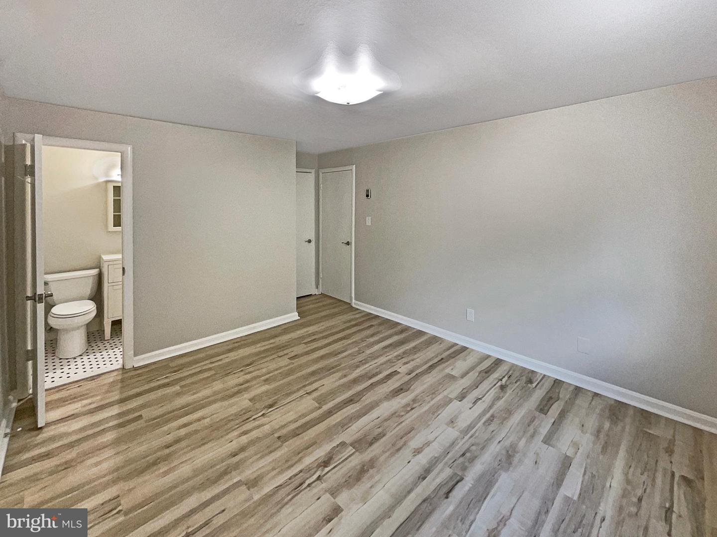 1250 STERLING RD, HERNDON, Virginia 20170, 2 Bedrooms Bedrooms, ,2 BathroomsBathrooms,Residential,For sale,1250 STERLING RD,VAFX2240412 MLS # VAFX2240412