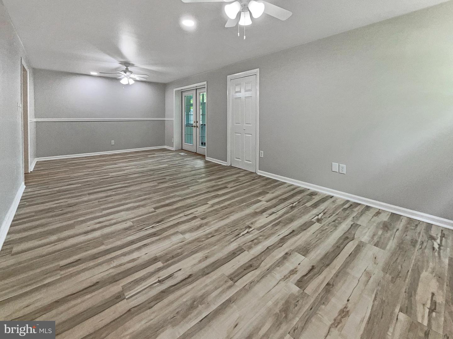 1250 STERLING RD, HERNDON, Virginia 20170, 2 Bedrooms Bedrooms, ,2 BathroomsBathrooms,Residential,For sale,1250 STERLING RD,VAFX2240412 MLS # VAFX2240412