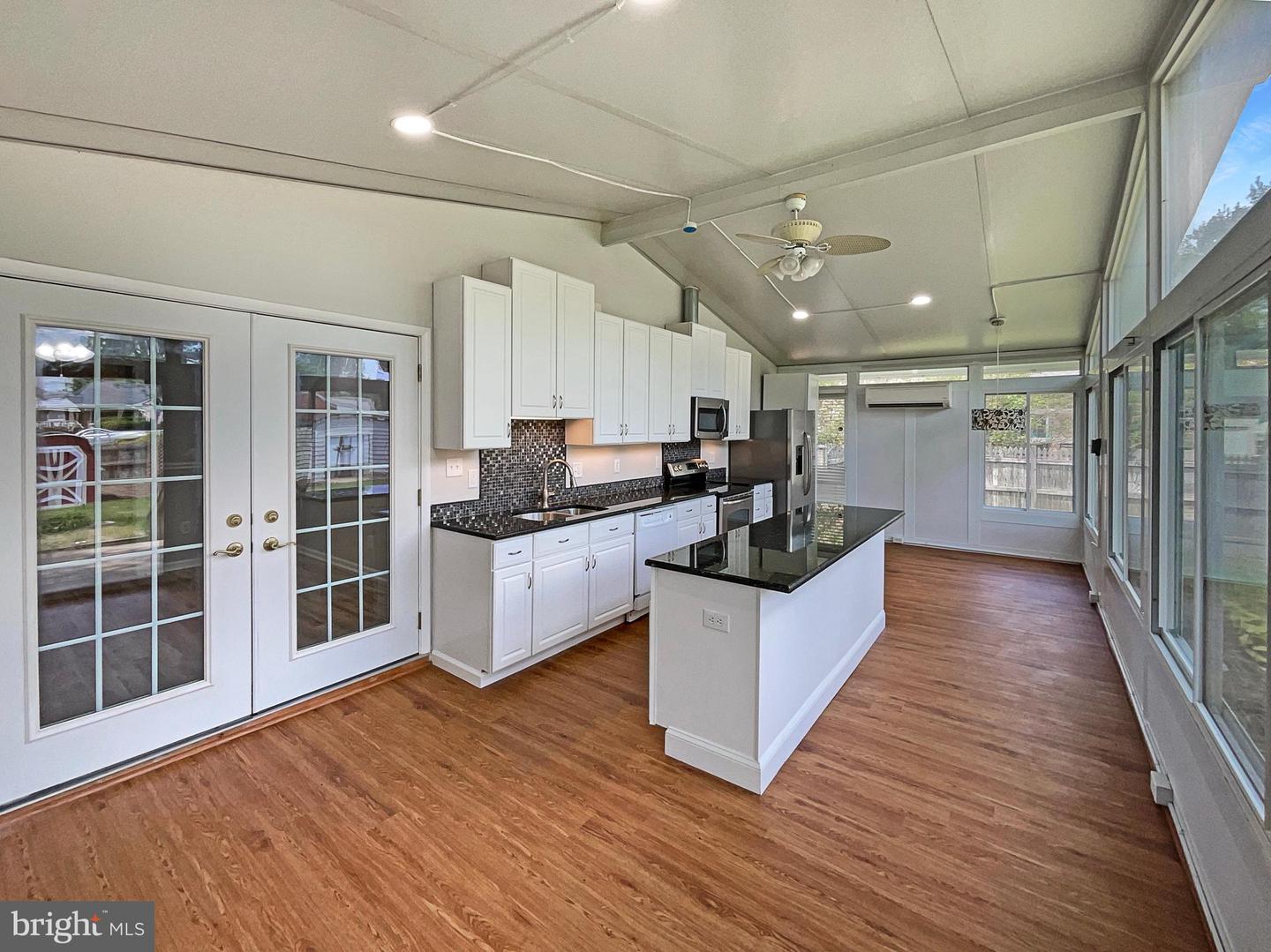 1250 STERLING RD, HERNDON, Virginia 20170, 2 Bedrooms Bedrooms, ,2 BathroomsBathrooms,Residential,For sale,1250 STERLING RD,VAFX2240412 MLS # VAFX2240412