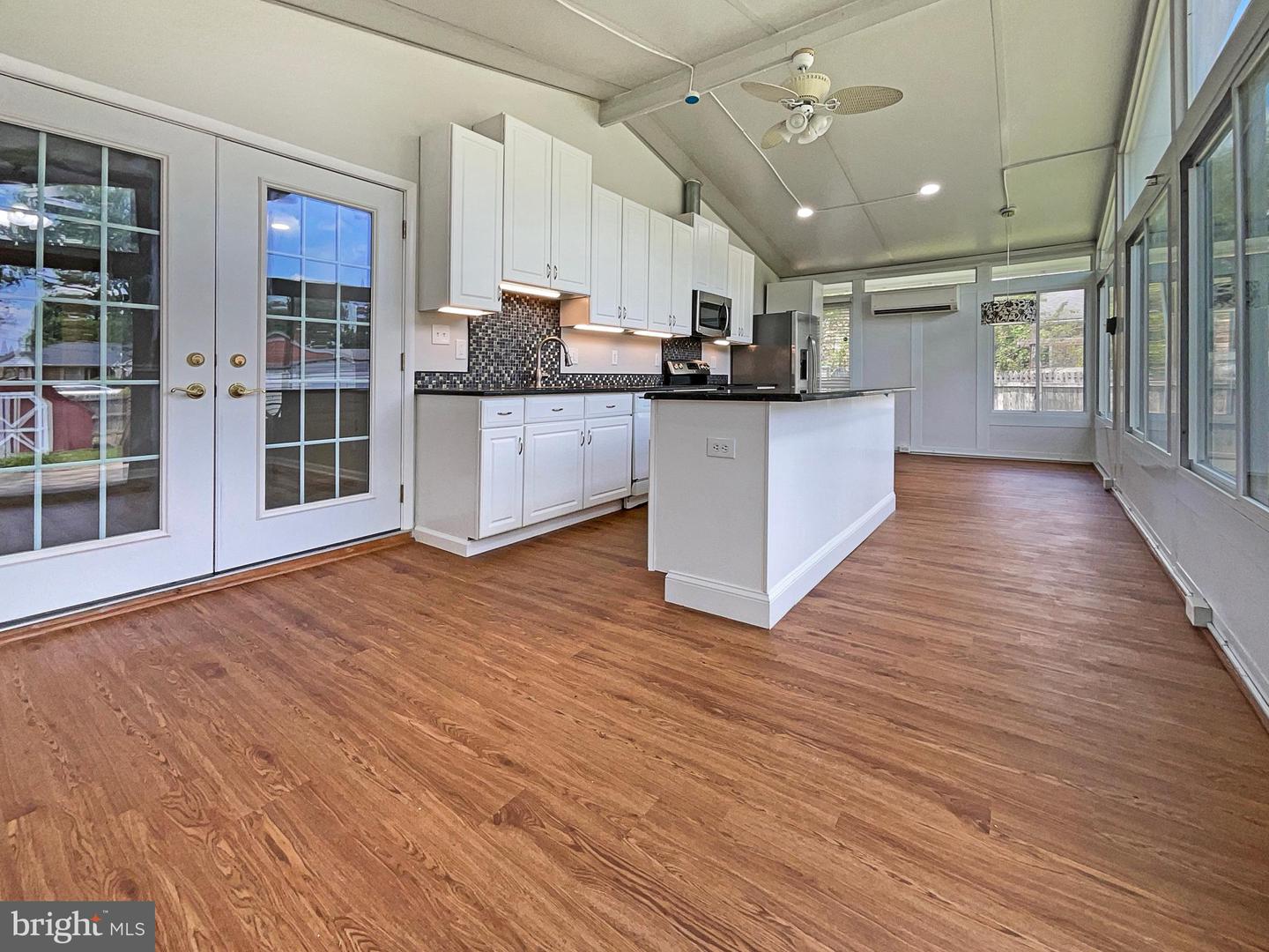 1250 STERLING RD, HERNDON, Virginia 20170, 2 Bedrooms Bedrooms, ,2 BathroomsBathrooms,Residential,For sale,1250 STERLING RD,VAFX2240412 MLS # VAFX2240412