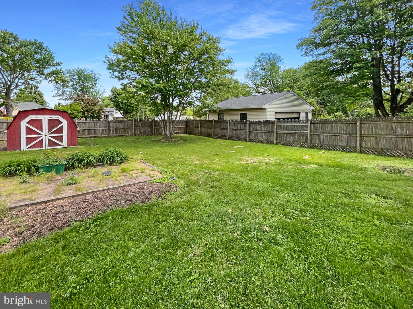 1250 STERLING RD, HERNDON, Virginia 20170, 2 Bedrooms Bedrooms, ,2 BathroomsBathrooms,Residential,For sale,1250 STERLING RD,VAFX2240412 MLS # VAFX2240412