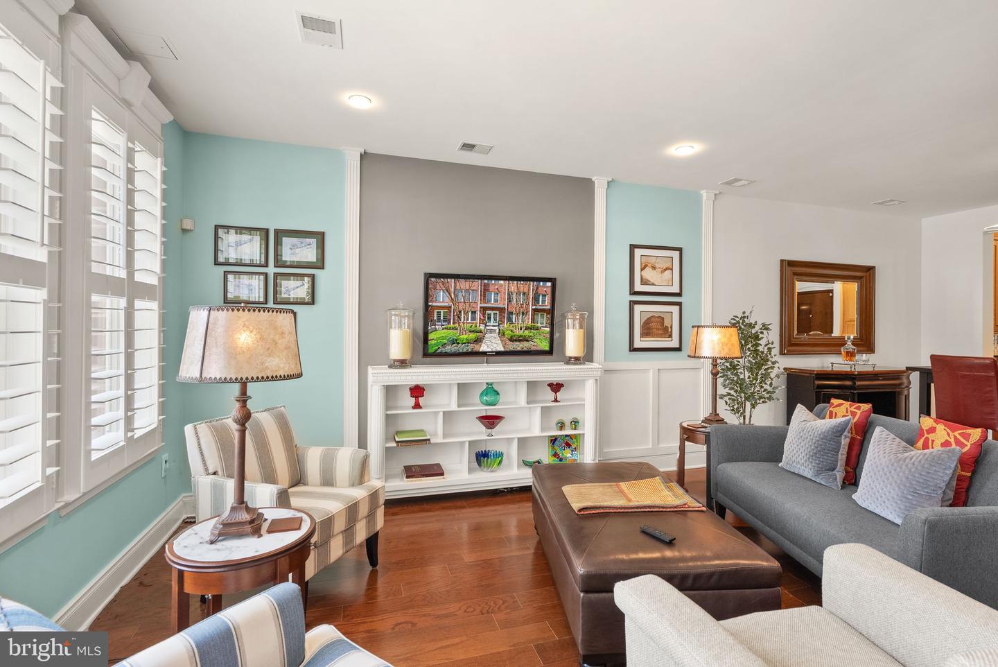 1418 N RHODES ST #B105, ARLINGTON, Virginia 22209, 2 Bedrooms Bedrooms, ,2 BathroomsBathrooms,Residential,For sale,1418 N RHODES ST #B105,VAAR2057396 MLS # VAAR2057396