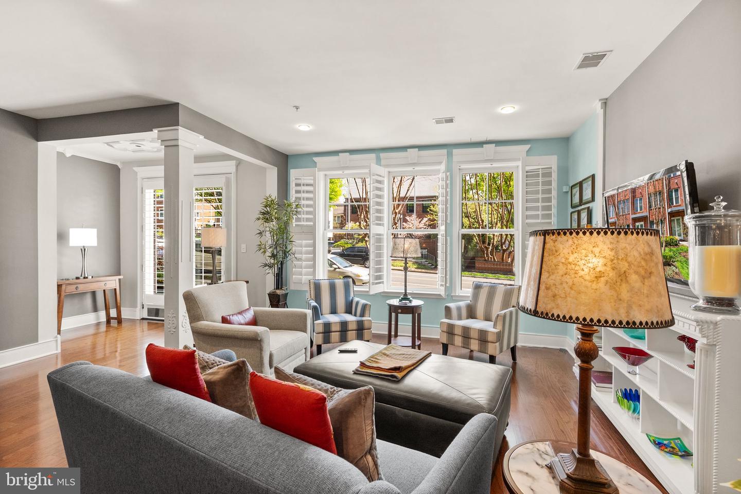 1418 N RHODES ST #B105, ARLINGTON, Virginia 22209, 2 Bedrooms Bedrooms, ,2 BathroomsBathrooms,Residential,For sale,1418 N RHODES ST #B105,VAAR2057396 MLS # VAAR2057396
