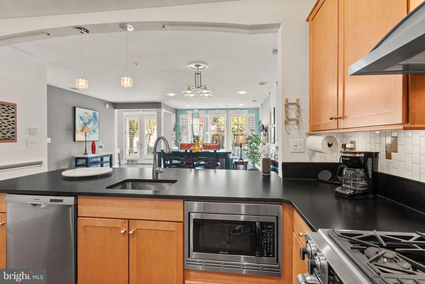 1418 N RHODES ST #B105, ARLINGTON, Virginia 22209, 2 Bedrooms Bedrooms, ,2 BathroomsBathrooms,Residential,For sale,1418 N RHODES ST #B105,VAAR2057396 MLS # VAAR2057396