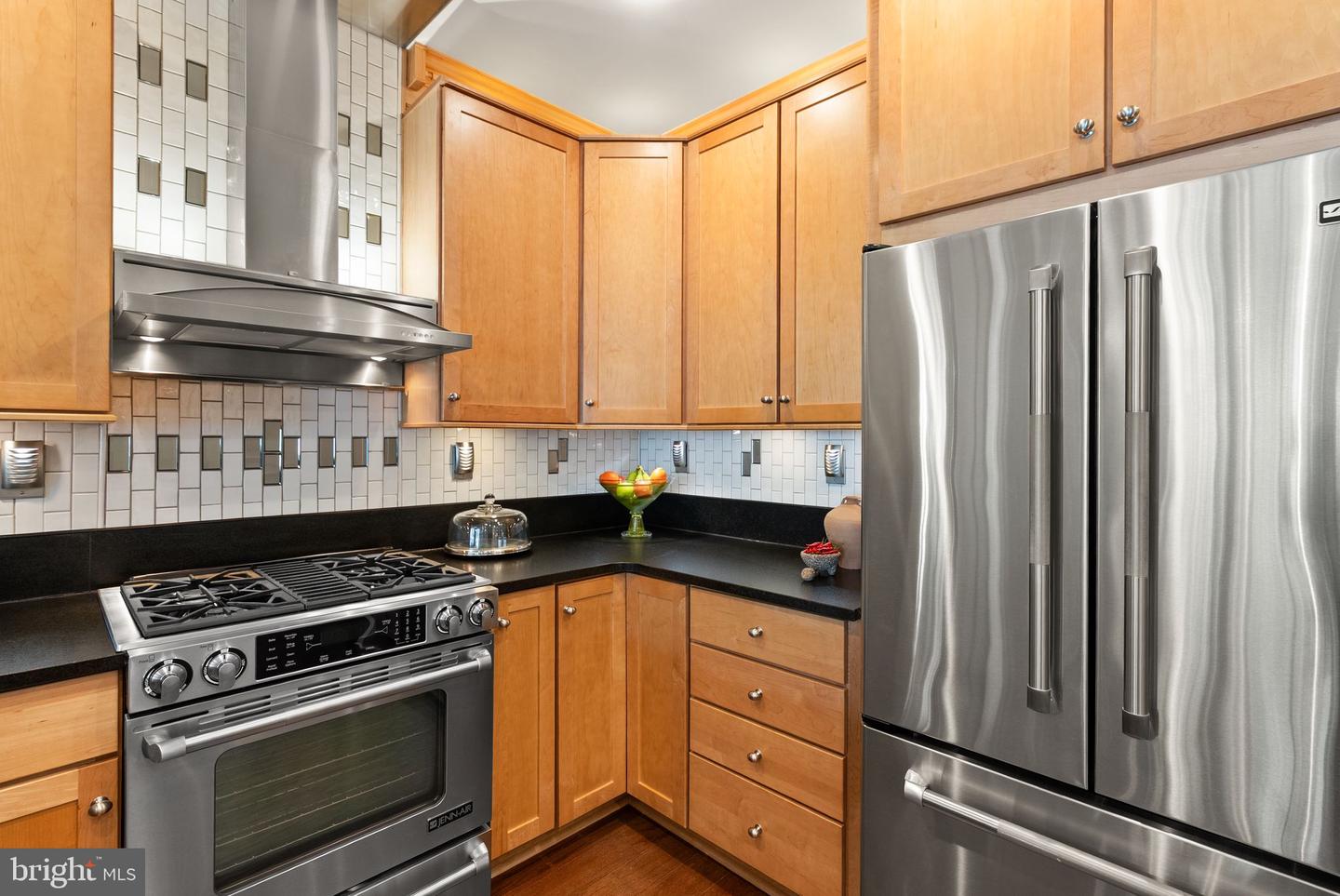 1418 N RHODES ST #B105, ARLINGTON, Virginia 22209, 2 Bedrooms Bedrooms, ,2 BathroomsBathrooms,Residential,For sale,1418 N RHODES ST #B105,VAAR2057396 MLS # VAAR2057396