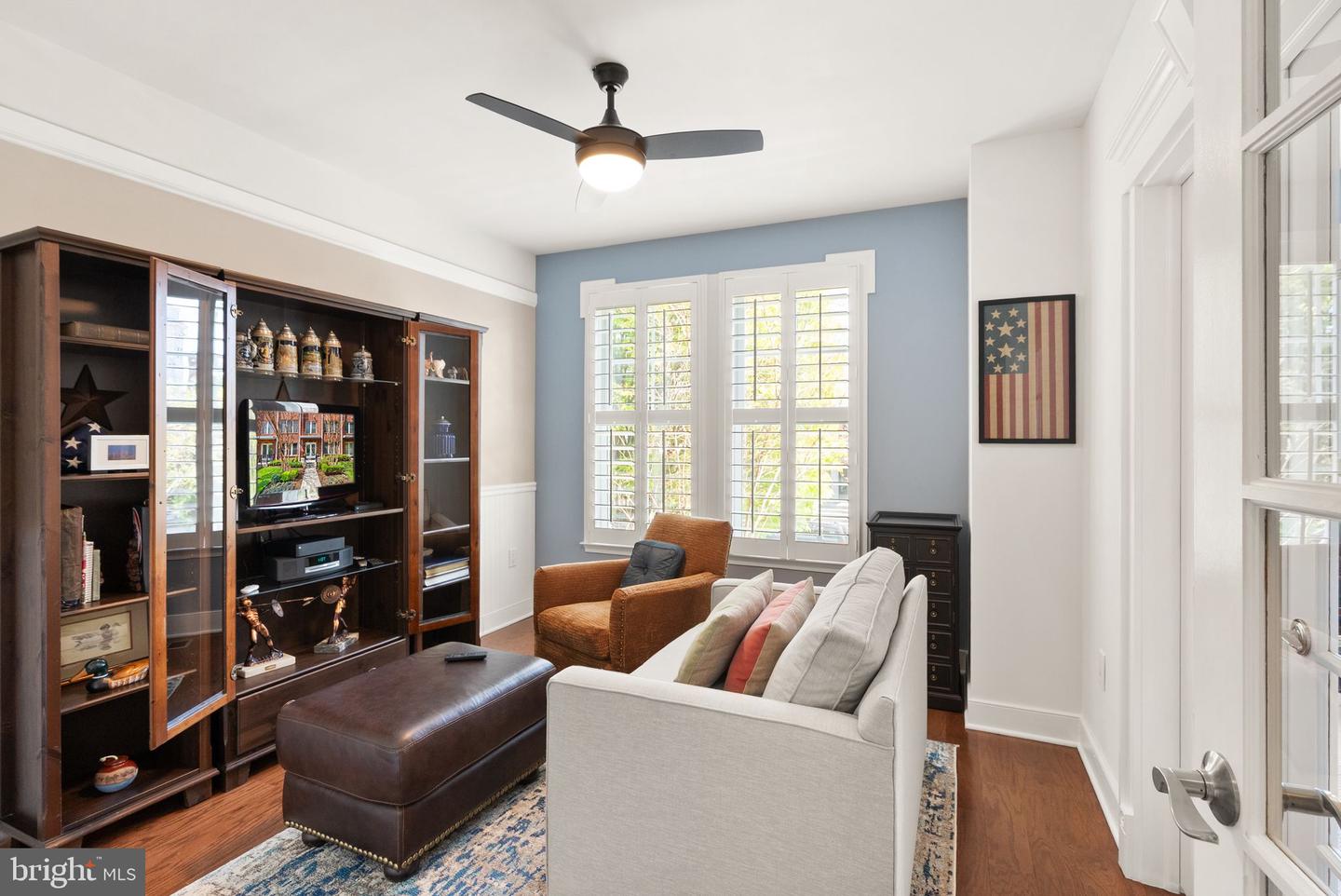 1418 N RHODES ST #B105, ARLINGTON, Virginia 22209, 2 Bedrooms Bedrooms, ,2 BathroomsBathrooms,Residential,For sale,1418 N RHODES ST #B105,VAAR2057396 MLS # VAAR2057396