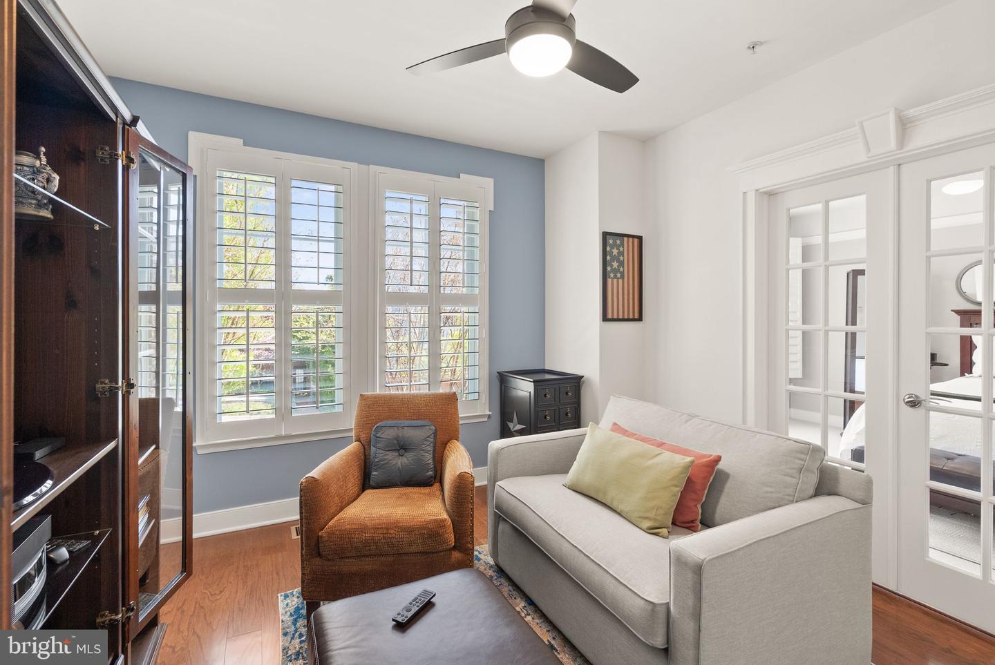 1418 N RHODES ST #B105, ARLINGTON, Virginia 22209, 2 Bedrooms Bedrooms, ,2 BathroomsBathrooms,Residential,For sale,1418 N RHODES ST #B105,VAAR2057396 MLS # VAAR2057396