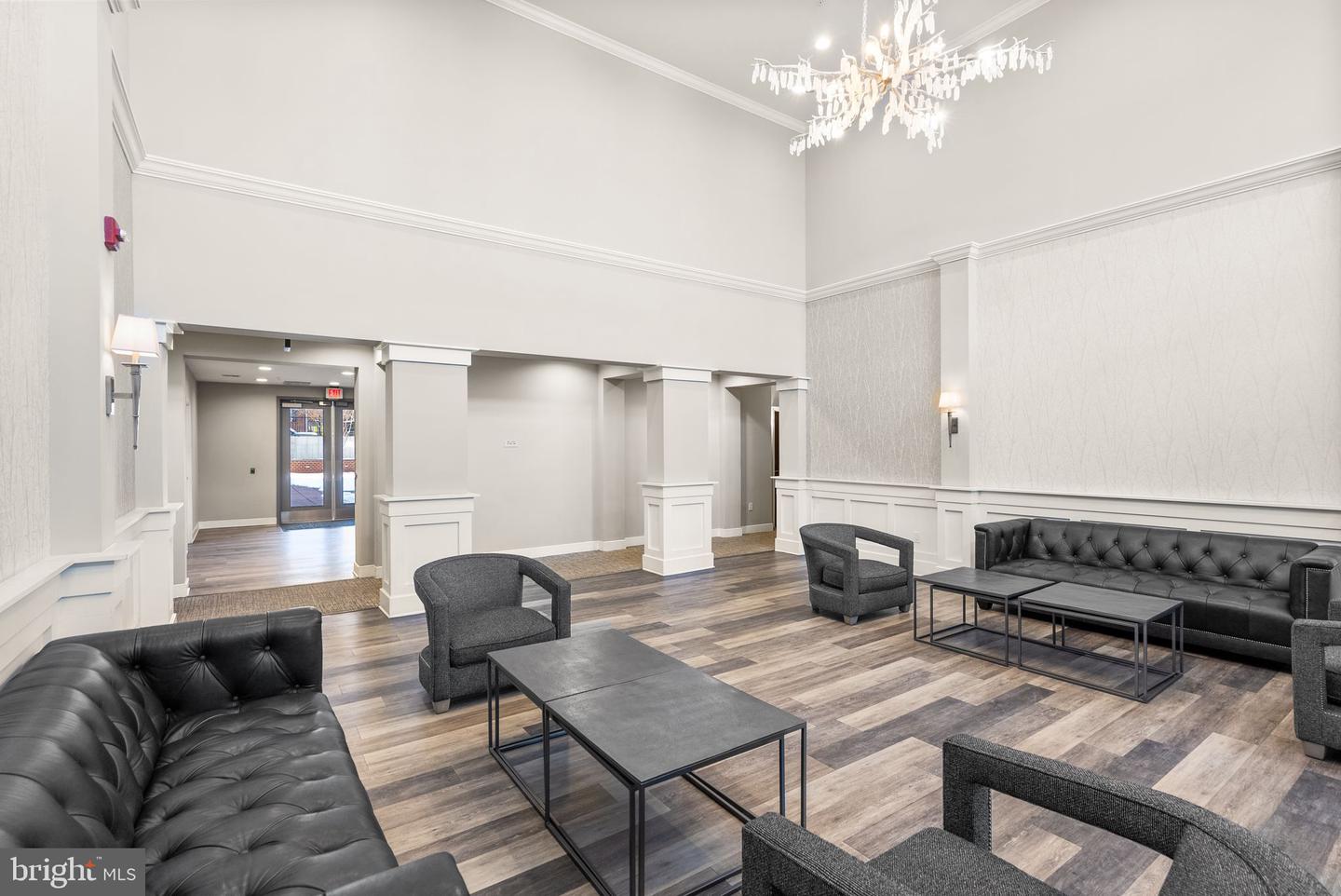 1418 N RHODES ST #B105, ARLINGTON, Virginia 22209, 2 Bedrooms Bedrooms, ,2 BathroomsBathrooms,Residential,For sale,1418 N RHODES ST #B105,VAAR2057396 MLS # VAAR2057396