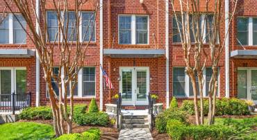 1418 N RHODES ST #B105, ARLINGTON, Virginia 22209, 2 Bedrooms Bedrooms, ,2 BathroomsBathrooms,Residential,For sale,1418 N RHODES ST #B105,VAAR2057396 MLS # VAAR2057396