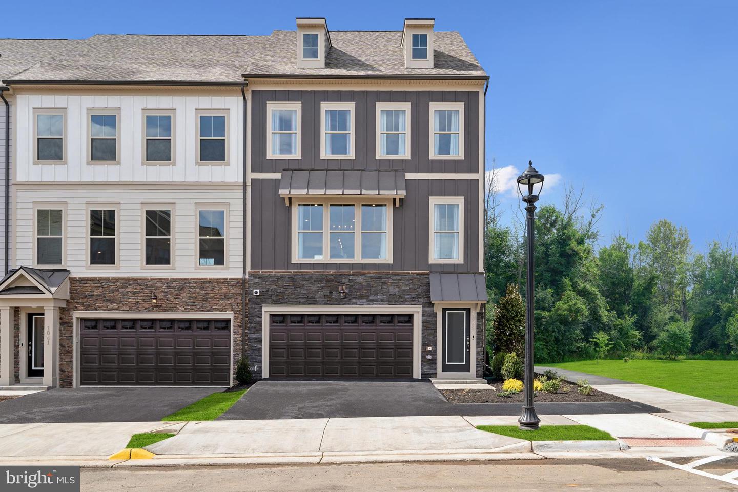 1057 VENIFENA TER SE, LEESBURG, Virginia 20175, 4 Bedrooms Bedrooms, ,3 BathroomsBathrooms,Residential,For sale,1057 VENIFENA TER SE,VALO2096248 MLS # VALO2096248
