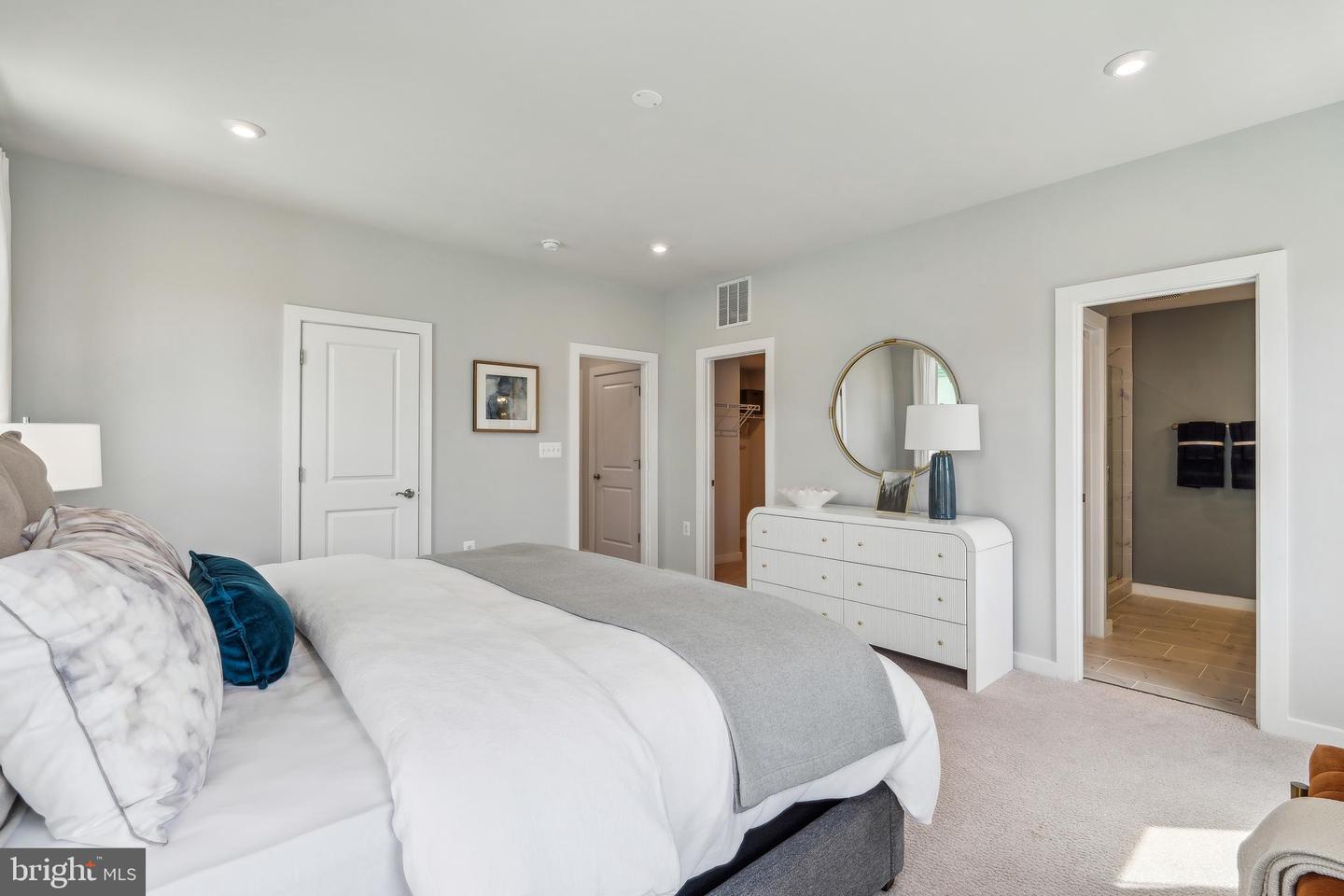 1057 VENIFENA TER SE, LEESBURG, Virginia 20175, 4 Bedrooms Bedrooms, ,3 BathroomsBathrooms,Residential,For sale,1057 VENIFENA TER SE,VALO2096248 MLS # VALO2096248