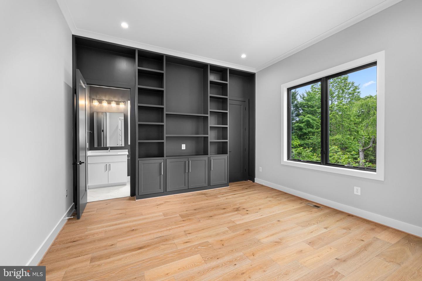 1100 BALLS HILL RD, MCLEAN, Virginia 22101, 7 Bedrooms Bedrooms, ,6 BathroomsBathrooms,Residential,For sale,1100 BALLS HILL RD,VAFX2240424 MLS # VAFX2240424