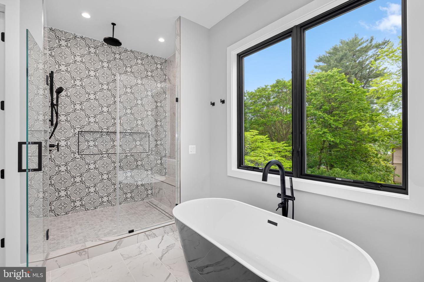 1100 BALLS HILL RD, MCLEAN, Virginia 22101, 7 Bedrooms Bedrooms, ,6 BathroomsBathrooms,Residential,For sale,1100 BALLS HILL RD,VAFX2240424 MLS # VAFX2240424