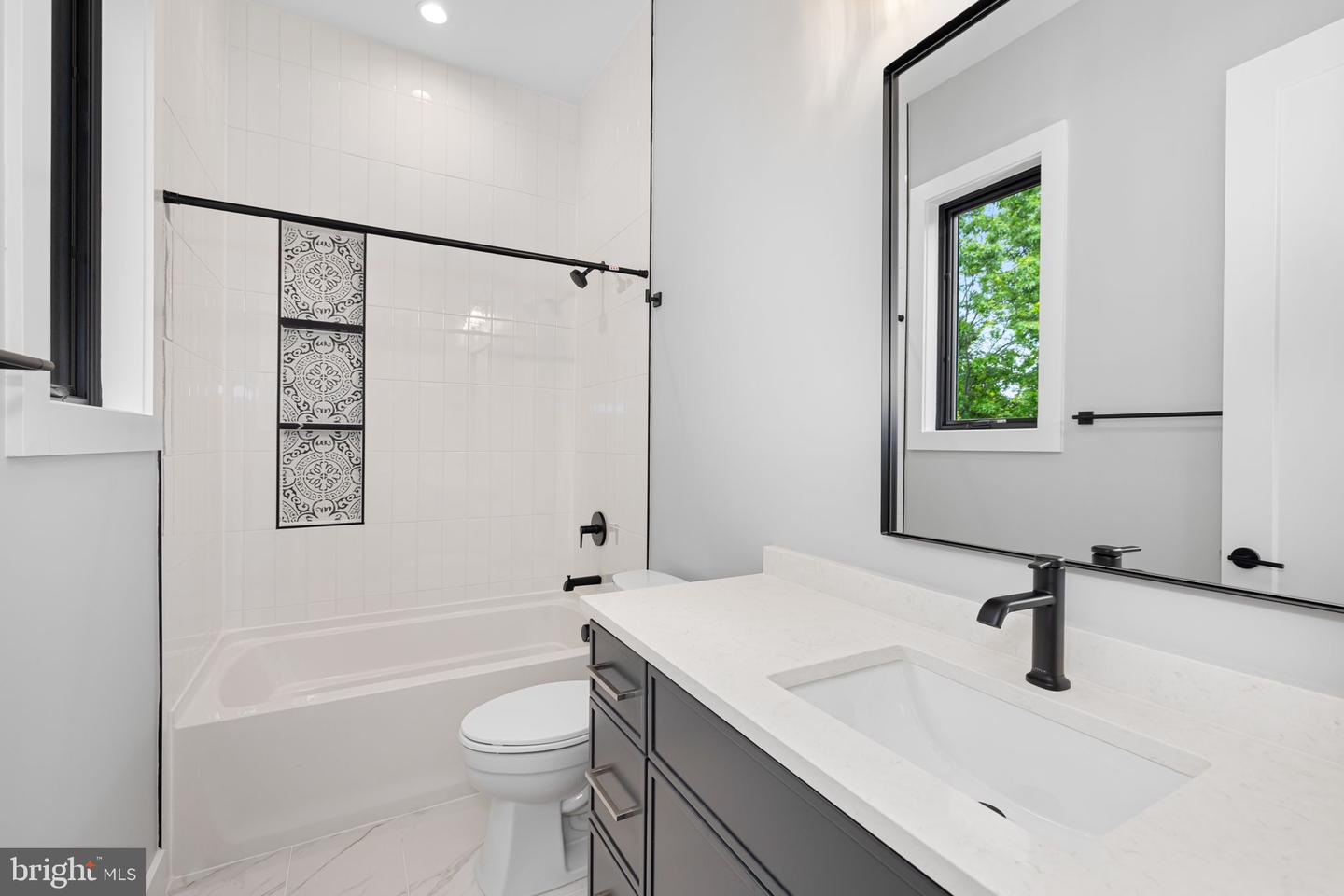 1100 BALLS HILL RD, MCLEAN, Virginia 22101, 7 Bedrooms Bedrooms, ,6 BathroomsBathrooms,Residential,For sale,1100 BALLS HILL RD,VAFX2240424 MLS # VAFX2240424