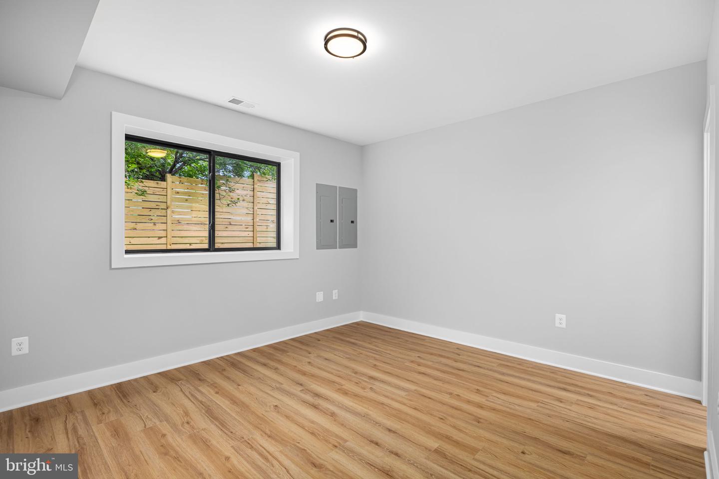 1100 BALLS HILL RD, MCLEAN, Virginia 22101, 7 Bedrooms Bedrooms, ,6 BathroomsBathrooms,Residential,For sale,1100 BALLS HILL RD,VAFX2240424 MLS # VAFX2240424