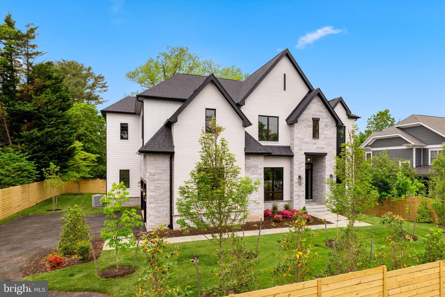 1100 BALLS HILL RD, MCLEAN, Virginia 22101, 7 Bedrooms Bedrooms, ,6 BathroomsBathrooms,Residential,For sale,1100 BALLS HILL RD,VAFX2240424 MLS # VAFX2240424