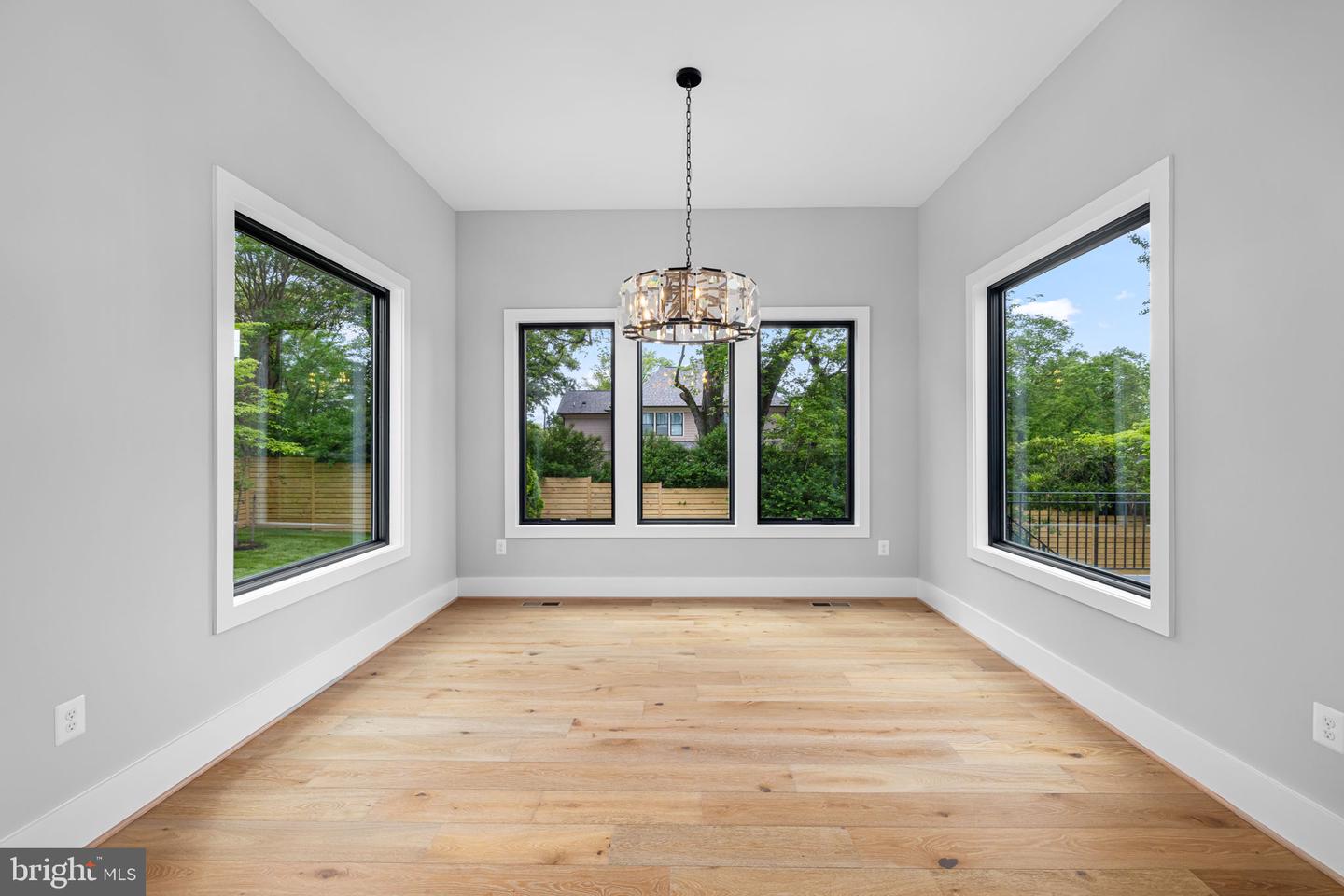 1100 BALLS HILL RD, MCLEAN, Virginia 22101, 7 Bedrooms Bedrooms, ,6 BathroomsBathrooms,Residential,For sale,1100 BALLS HILL RD,VAFX2240424 MLS # VAFX2240424