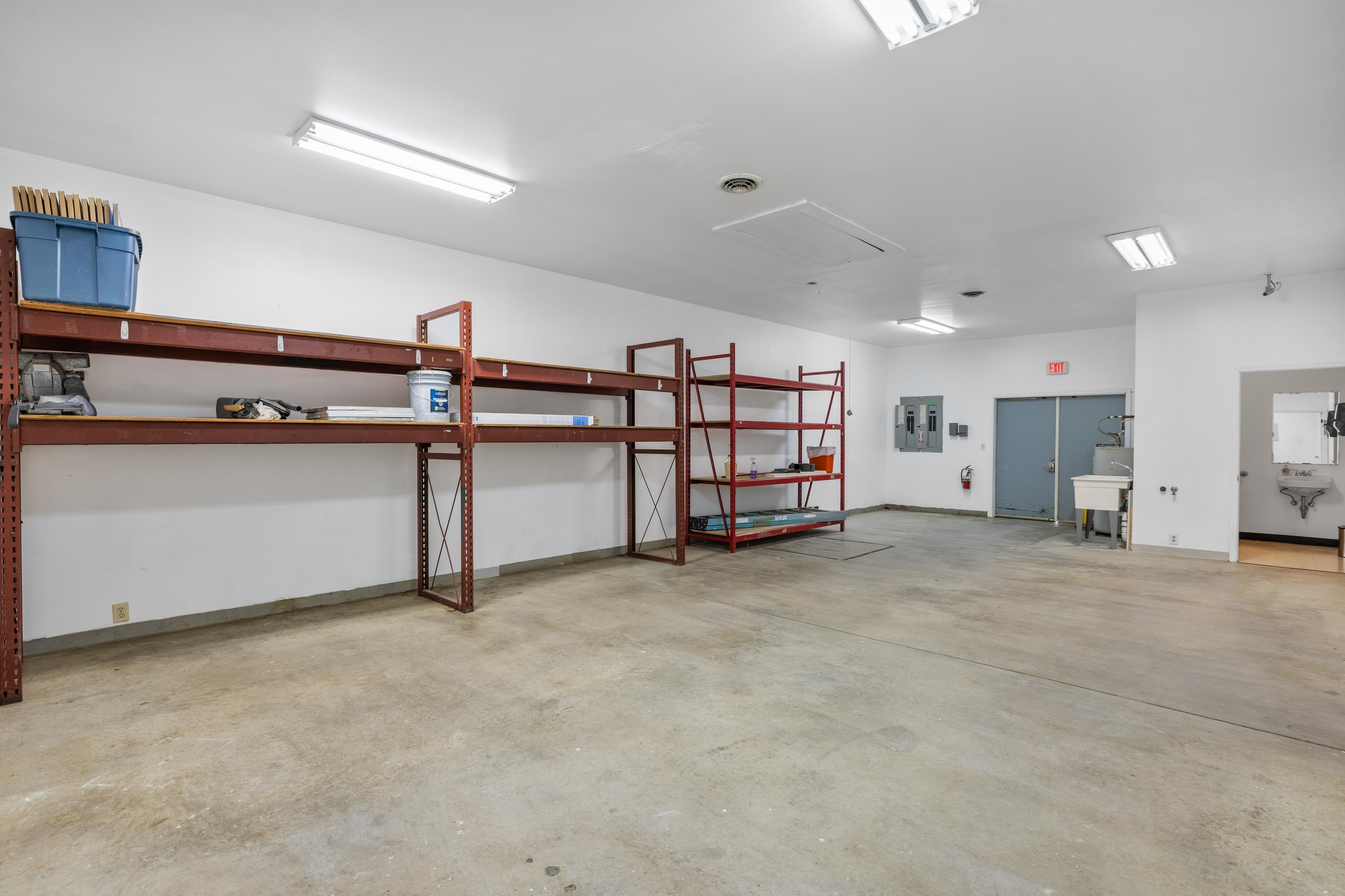 226 UNIVERSITY BLVD, HARRISONBURG, Virginia 22801, ,Commercial,226 UNIVERSITY BLVD,664455 MLS # 664455